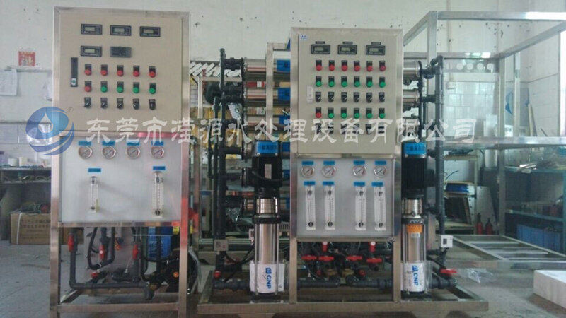 /><br /></div><div>應(yīng)用領(lǐng)域:</div><div>1.表面處理:電鍍配液用水、電鍍清洗用水;</div><div>2.電子工業(yè):半導(dǎo)體工業(yè)超純水、集成電路清洗用水制備;</div><div>3.電力工業(yè):高壓鍋爐補(bǔ)給水制備;</div><div>4.制藥行業(yè):醫(yī)用純化水的制備;</div><div>5.化學(xué)工業(yè):溶液的脫鹽提純;EDI超純水設(shè)備是一種環(huán)保節(jié)能新型水處理工藝,目前在工業(yè)生產(chǎn)用水處理中應(yīng)用廣泛,受到各行業(yè)青睞。</div></div>
<div id=