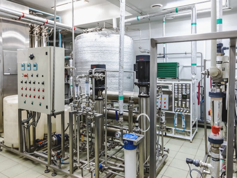 造成純水設(shè)備壓力過(guò)高的原因及其解決方案