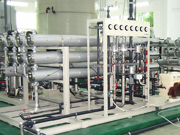 超純水設備是如何去除水中雜質的？純水設備ro膜堵塞原因及解決方法