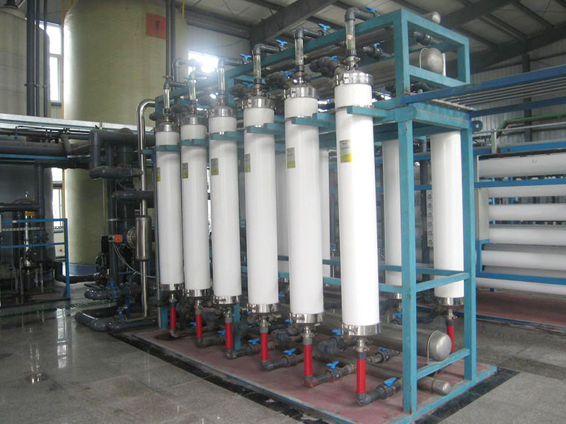一套純水生產系統包括哪些設備？